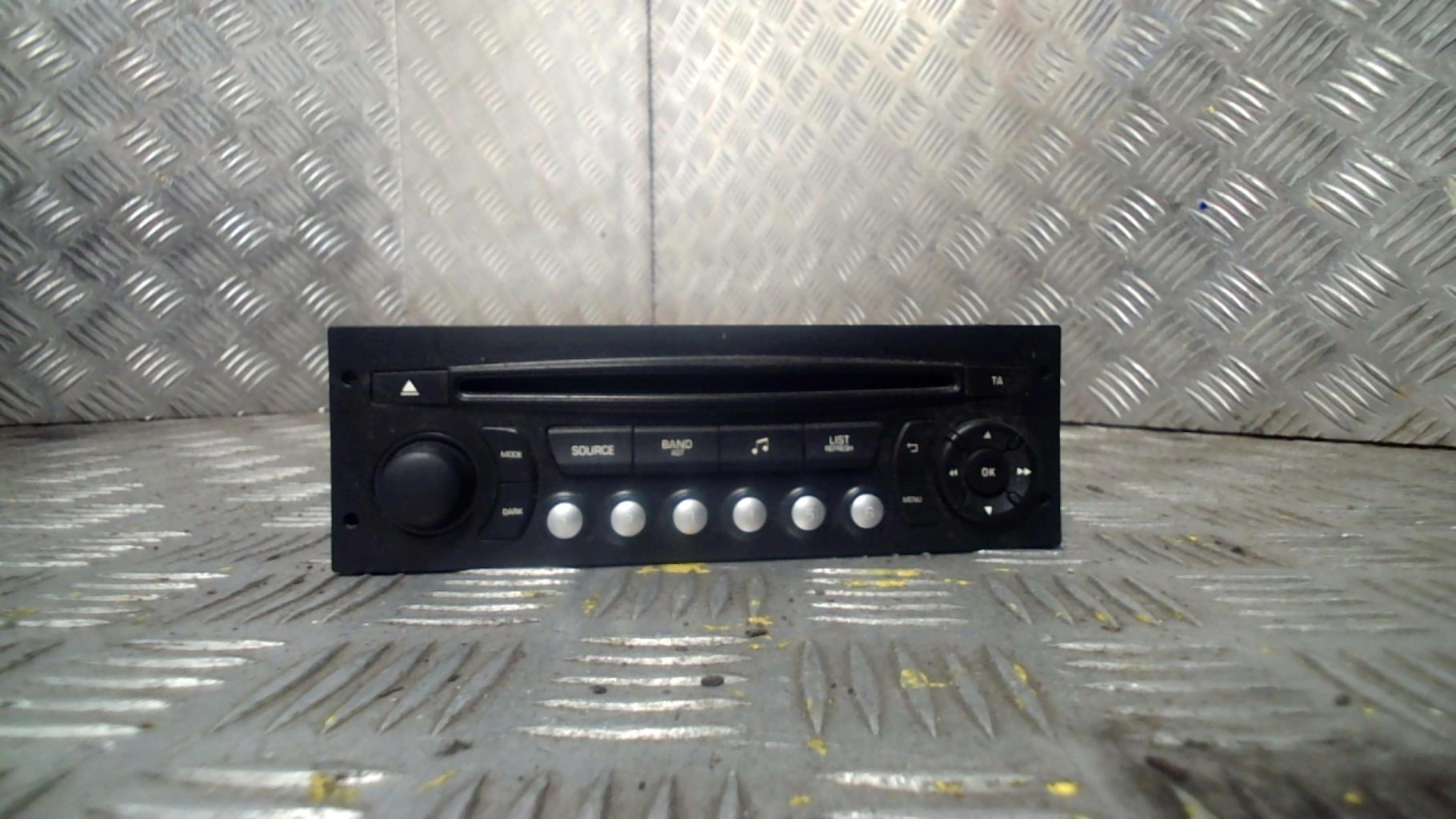 Autorradio original PEUGEOT 3008 1 PHASE 1 Diésel ocasión Opisto