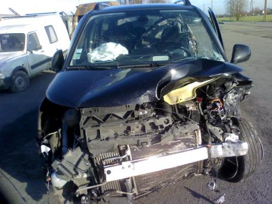 Etrier avant gauche (freinage) CITROEN C3 PICASSO PHASE 1 (02/2009 => 08/2012)