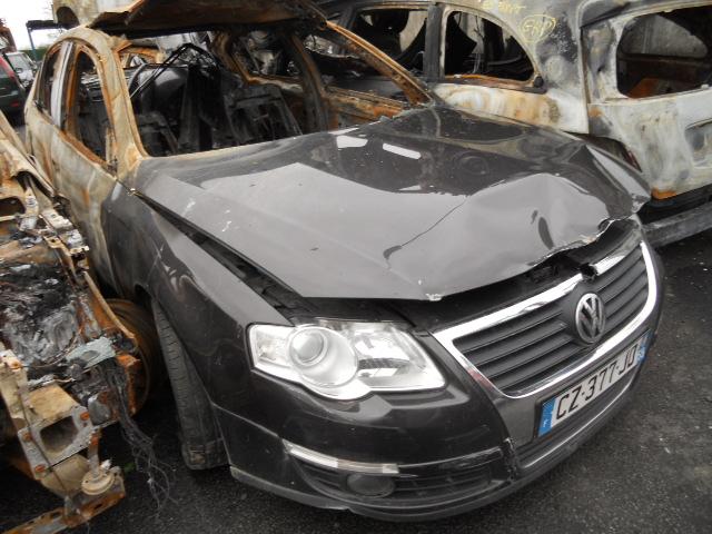 Pivot de moyeu avant droit VOLKSWAGEN PASSAT 5 (03/2005 => 10/2010)