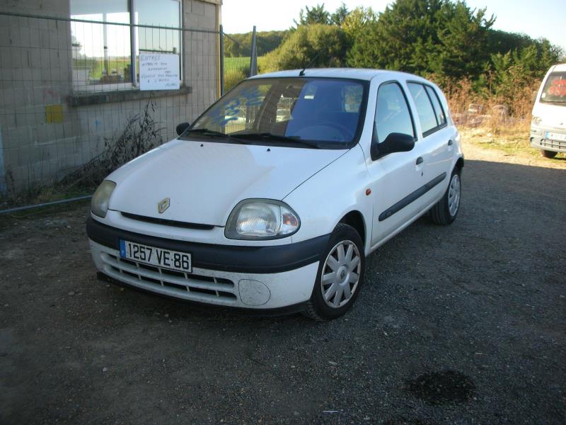 RENAULT CLIO 2 1999 Essence 75 cv Occasion - Achat voiture ...