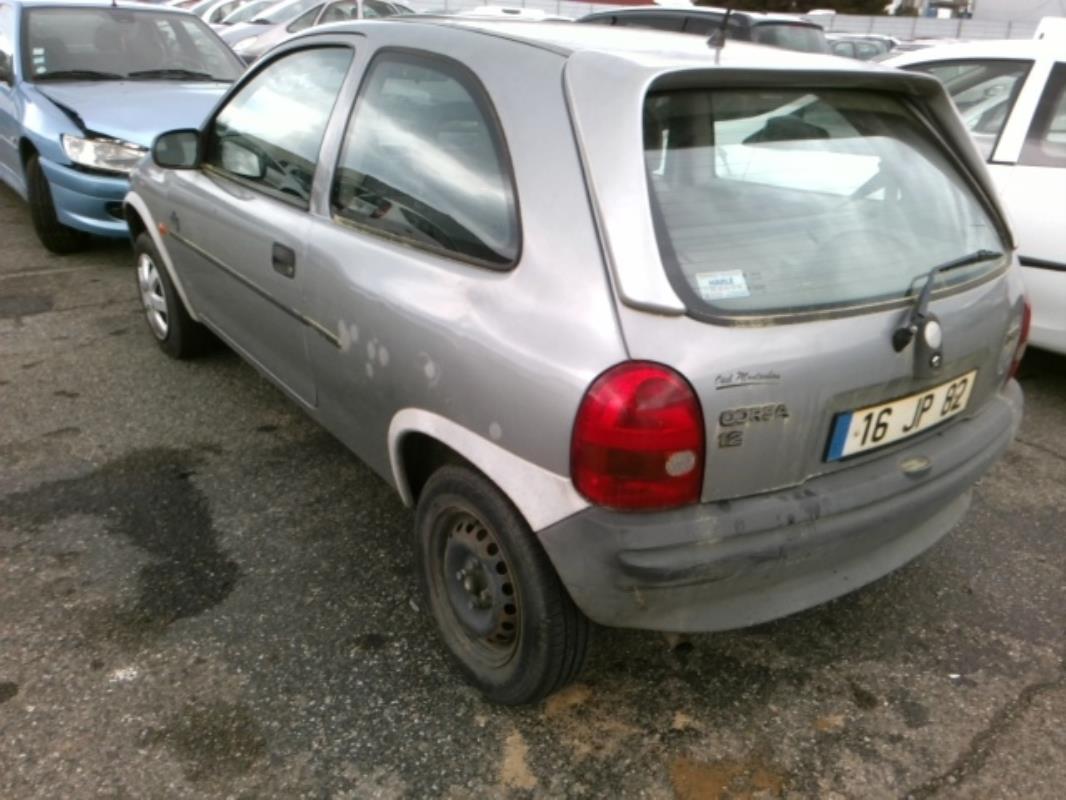 Retroviseur Lateral Gauche Opel Combo (Corsa B) Fourgon utilitaire 1.7 D  (17D(4EE1)) (2001-05) - Pièces de voitures, motos et camions d'occasion
