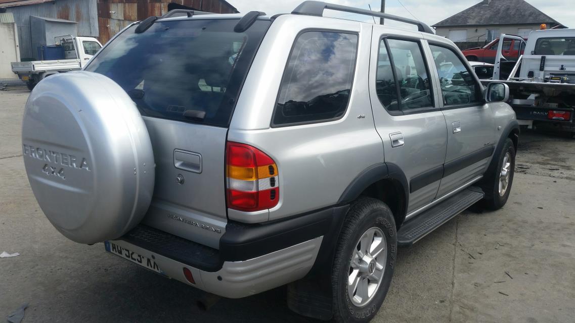 Opel frontera 2002