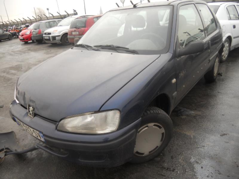 Rampe de phares Peugeot 106 phase