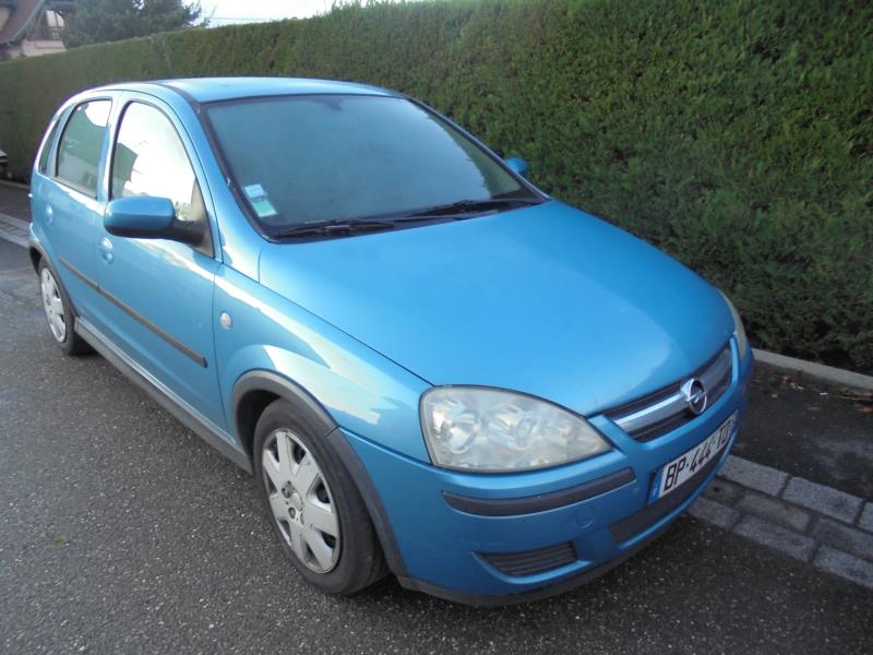 Opel corsa c 2004