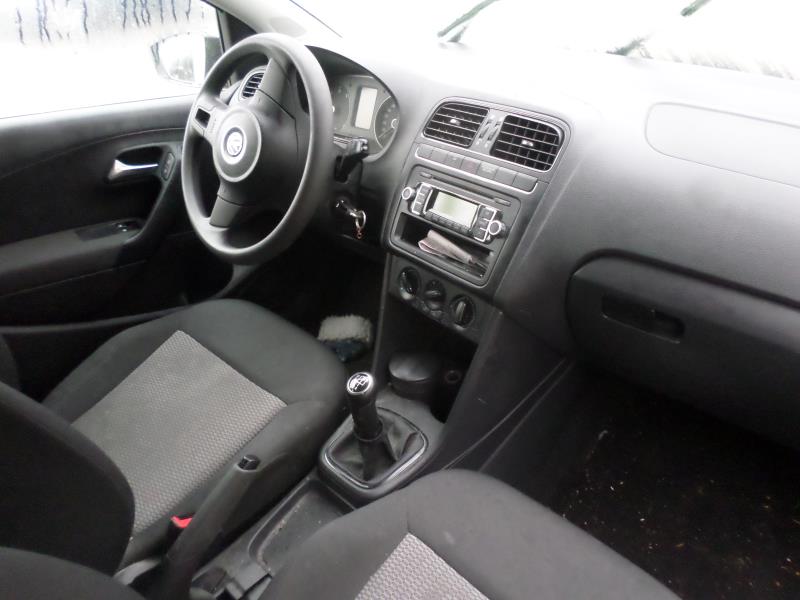 Malle/Hayon arriere VOLKSWAGEN POLO 5 2010