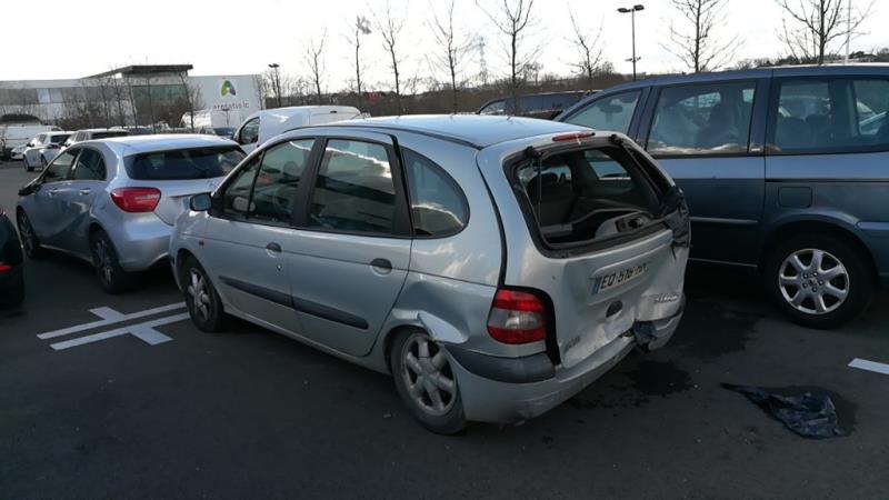 Foto pieza de coche