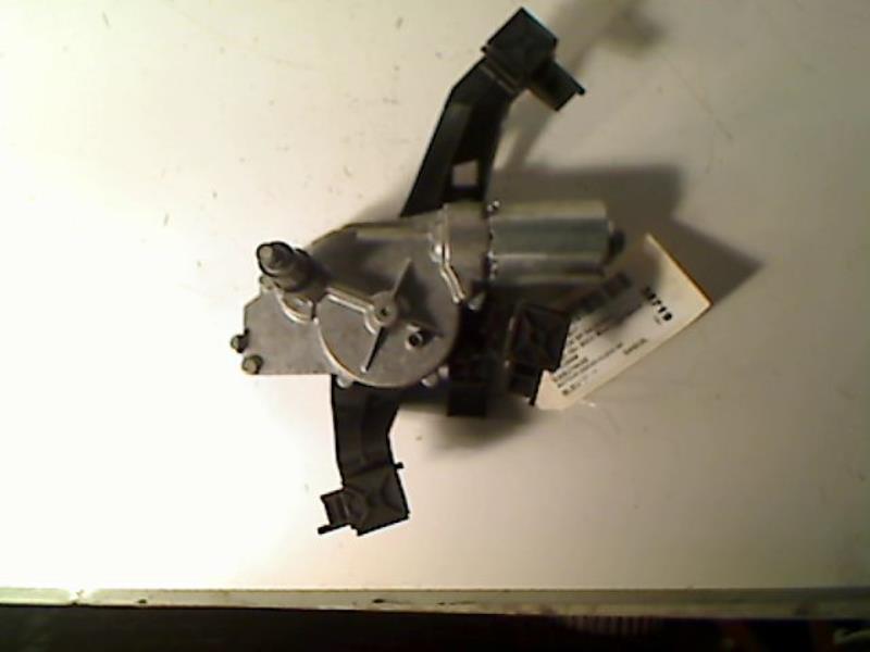 Moteur d'essuie-glace arrière Peugeot 207 0390201813 9652418780