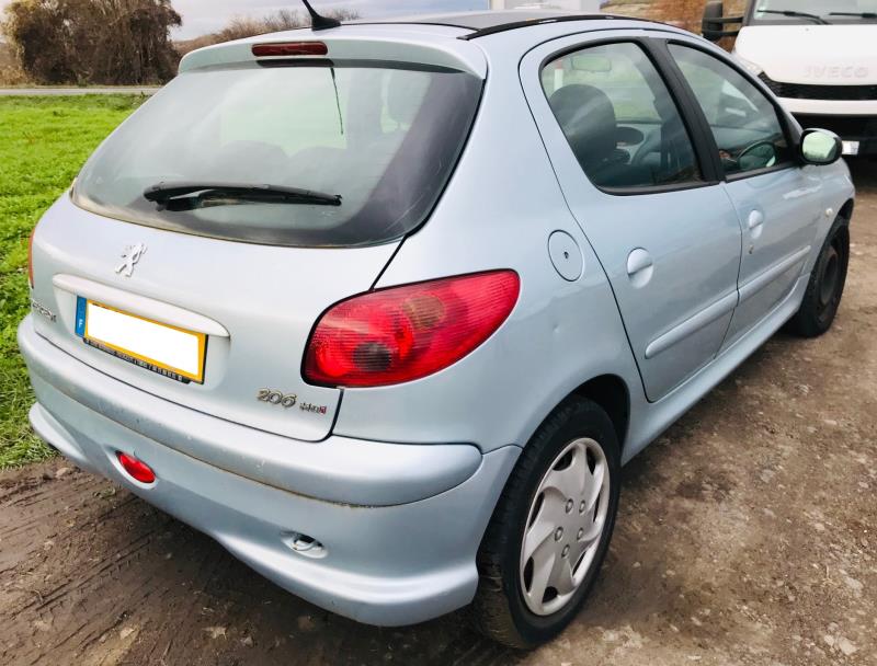 PEUGEOT 206 2005 Diesel 109 cv Occasion - Achat voiture | Opisto