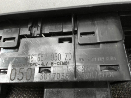 662536 ERA Interrupteur de lève-vitre avant gauche pour Citroën C4