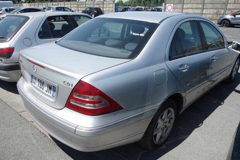 Renfort pare choc avant (traverse) MERCEDES CLASSE C 203 PHASE 1 (05/2000 => 03/2004)