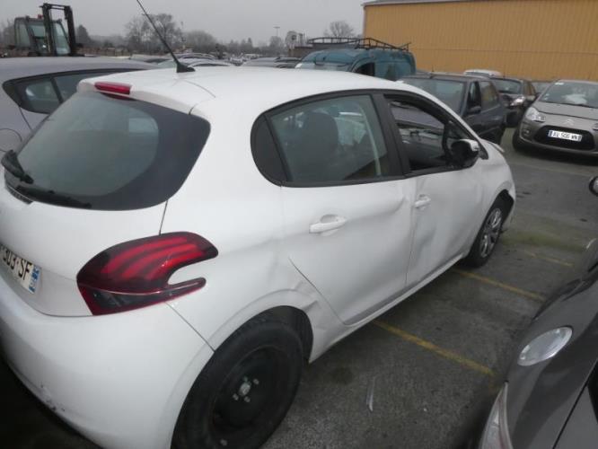 Etrier avant droit (freinage) PEUGEOT 208 1 PHASE 2 (04/2015 => Aujourd'hui)