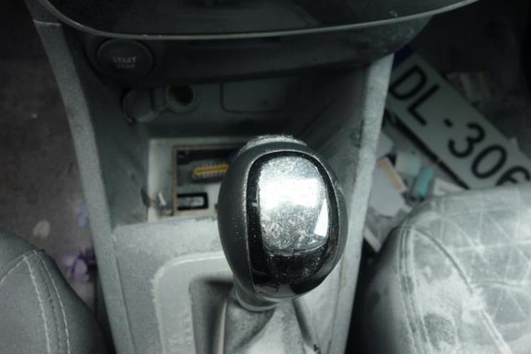 Interrupteur de leve vitre avant gauche RENAULT CLIO 4 PHASE 1 (07/2012 => 09/2016)
