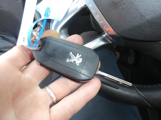 Eclairage de plafonnier PEUGEOT 208 1 PHASE 1 (03/2012 => 04/2015)