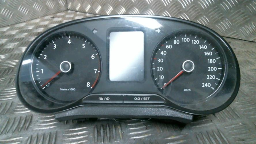 Compteur VOLKSWAGEN POLO 5 PHASE 1 (09/2009 => 05/2014)