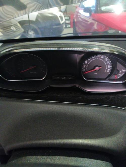 Poignee interieur arriere droit PEUGEOT 208 1 PHASE 1 (03/2012 => 04/2015)