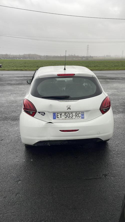 Bouton de warning PEUGEOT 208 1 PHASE 2 (04/2015 => Aujourd'hui)