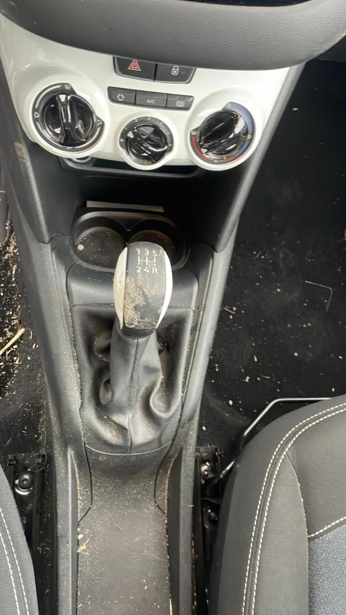 Bouton de warning PEUGEOT 208 1 PHASE 2 (04/2015 => Aujourd'hui)