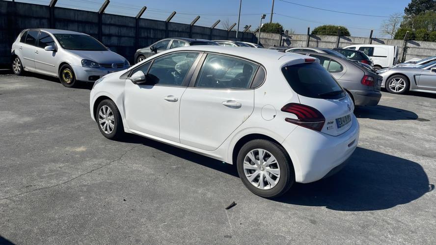 Pare boue arriere gauche PEUGEOT 208 1 PHASE 2 (04/2015 => Aujourd'hui)