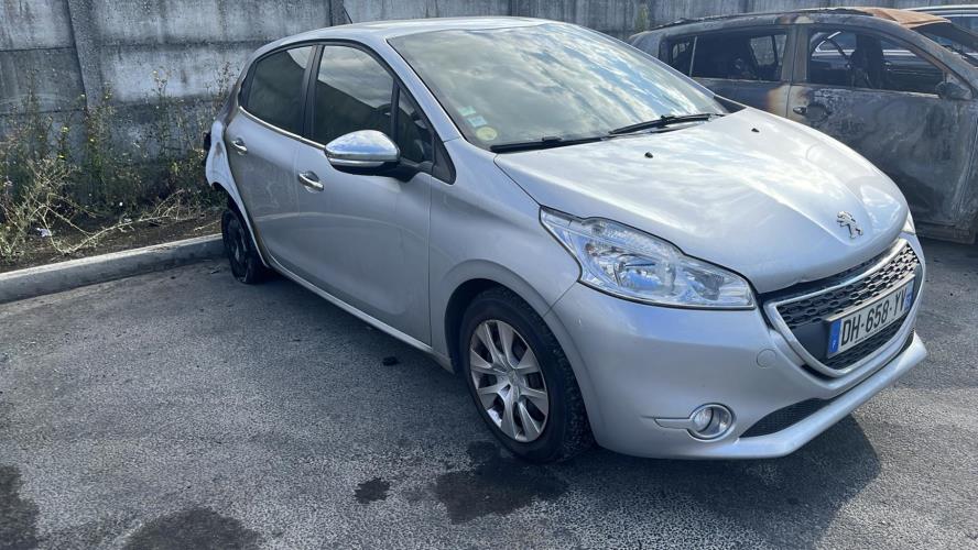 Cremaillere assistee PEUGEOT 208 1 PHASE 1 (03/2012 => 04/2015)