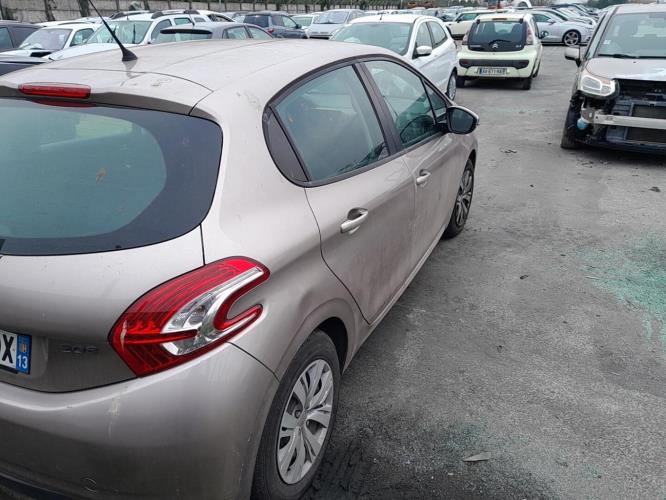 Pare choc avant PEUGEOT 208 1 PHASE 1 (03/2012 => 04/2015)