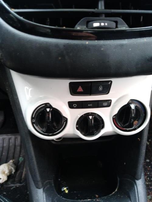 Boite a gants PEUGEOT 208 1 PHASE 2 (04/2015 => Aujourd'hui)