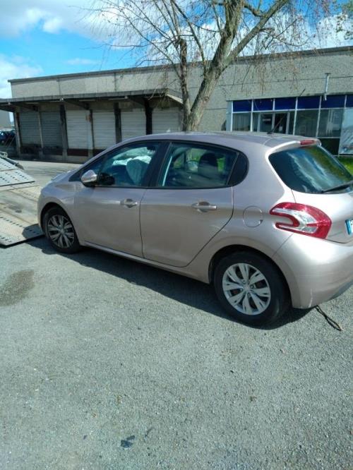 Com (Bloc Contacteur Tournant+Commodo Essuie Glace+Commodo Phare) PEUGEOT 208 1 PHASE 1 (03/2012 => 04/2015)