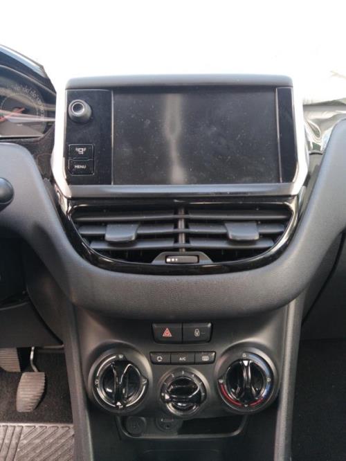 Autoradio d'origine PEUGEOT 208 1 PHASE 1 (03/2012 => 04/2015)