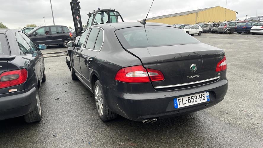 Leve vitre electrique avant droit SKODA SUPERB 2 PHASE 1 (06/2008 => 05/2013)