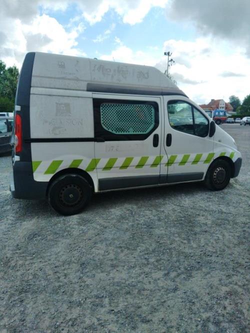 Crosse arriere gauche RENAULT TRAFIC 2 PHASE 2 (08/2006 => 06/2014)
