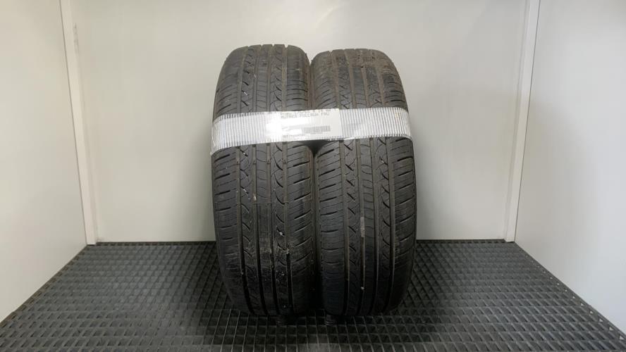Paire de pneus