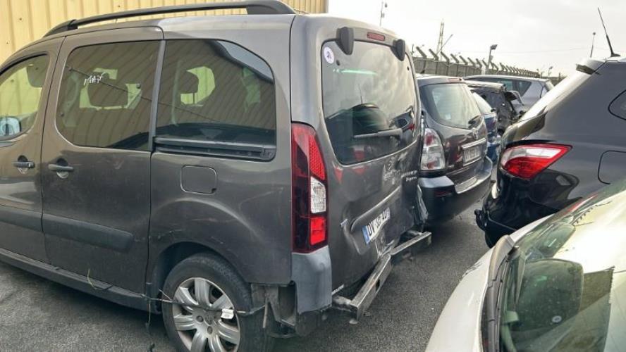 Charniere de capot PEUGEOT PARTNER 2 PHASE 3 (04/2015 => Aujourd'hui)