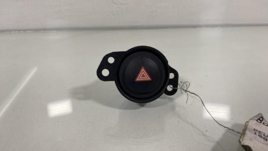 Bouton de warning PEUGEOT 108 (06/2014 => Aujourd'hui)