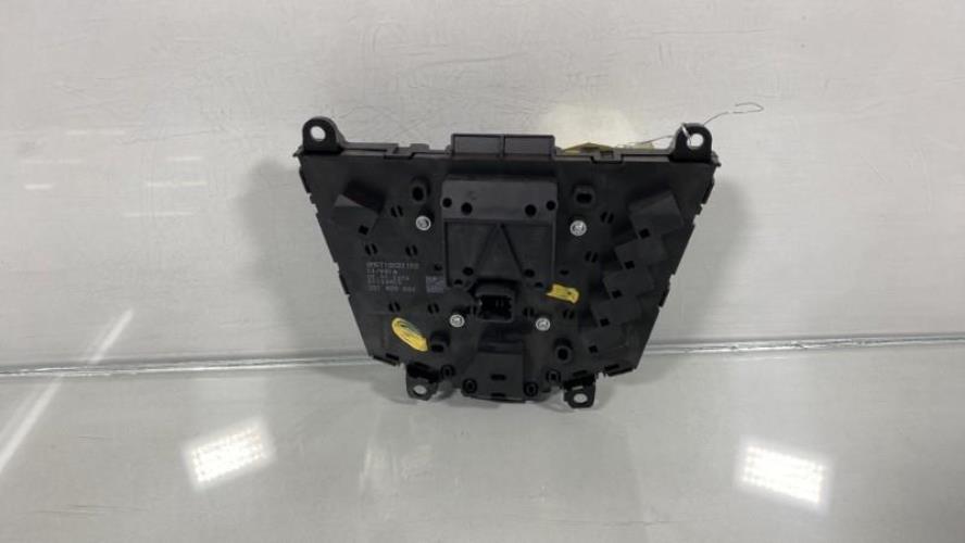 Commande autoradio FORD FOCUS 3 PHASE 1 (01/2011 => 04/2015)