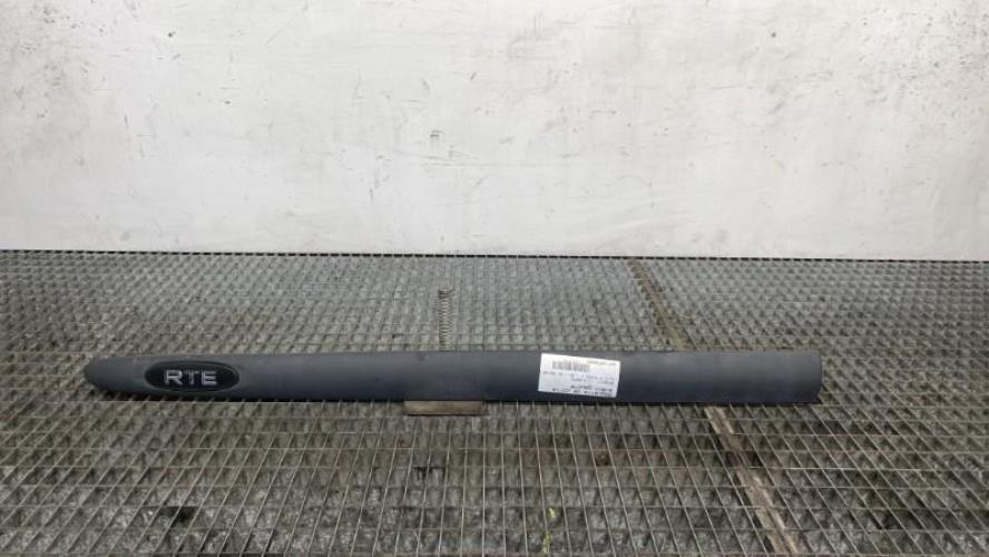 Baguette de porte avant gauche RENAULT CLIO 2 PHASE 1 (03/1998 => 06/2001)