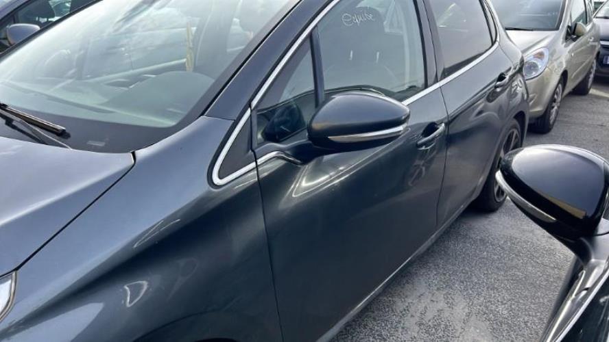 Arret de porte arriere droit PEUGEOT 208 1 PHASE 1 (03/2012 => 04/2015)