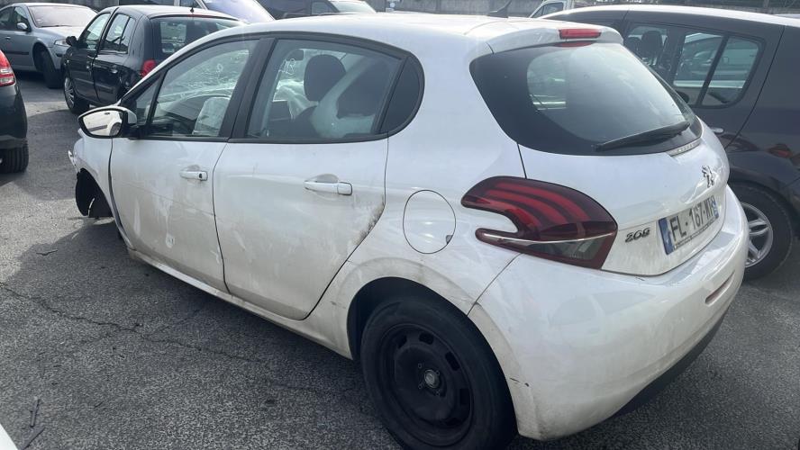 Custode avant droit (porte) PEUGEOT 208 1 PHASE 2 (04/2015 => Aujourd'hui)