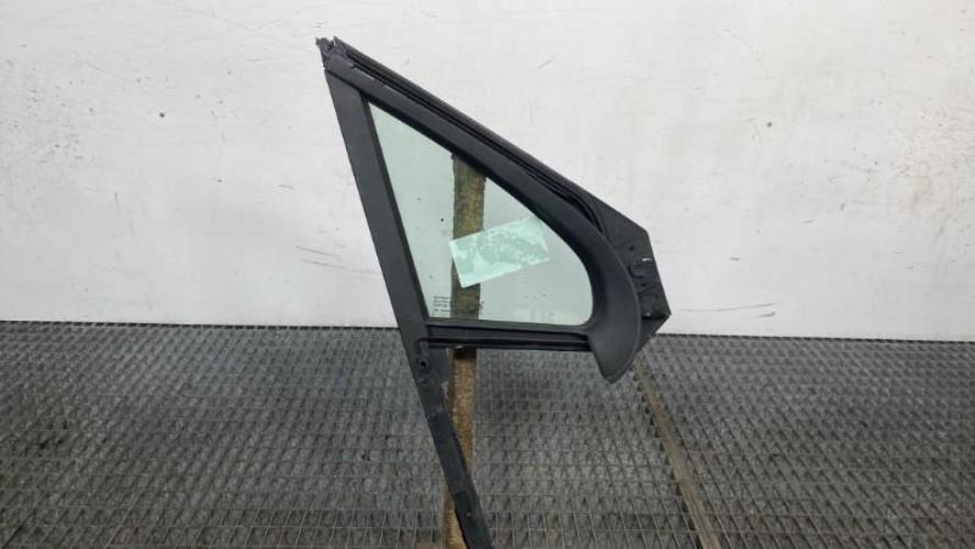 Custode avant gauche (porte) PEUGEOT 208 1 PHASE 1 (03/2012 => 04/2015)