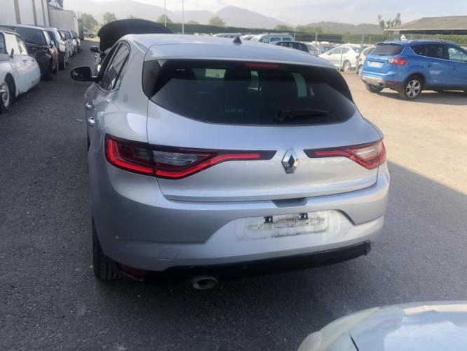 POMPE A EAU RENAULT MEGANE