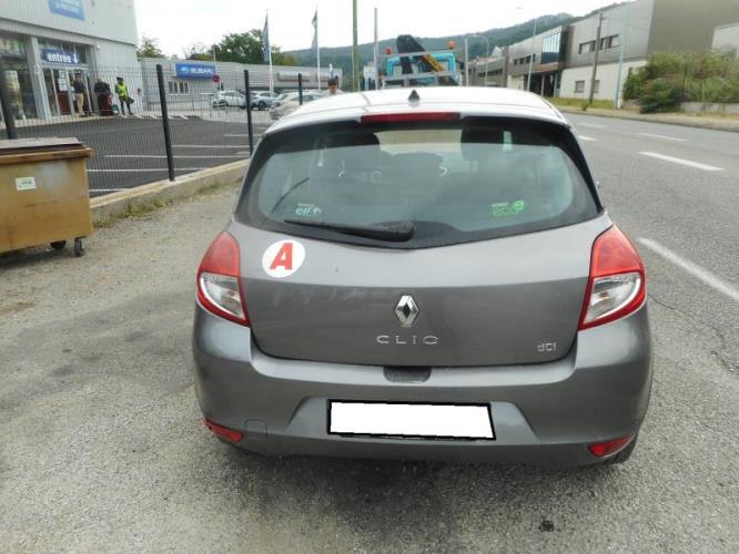 Bouton de warning occasion Renault clio 3 phase 2