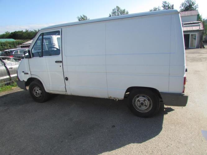 Siege Avant Droit occasion Renault Trafic I 4P 2.1D 60