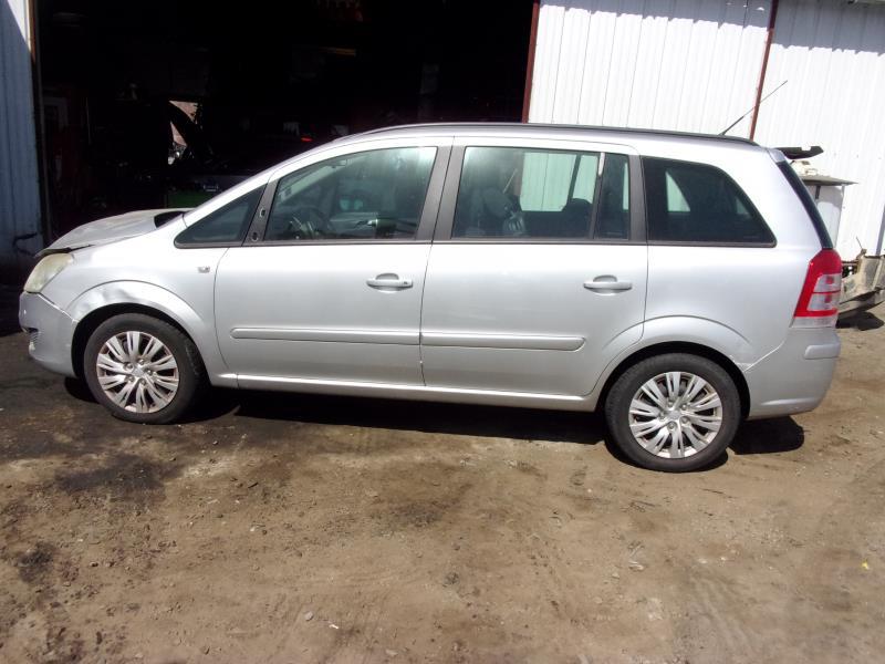 Opel zafira b 2008