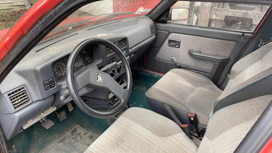 Caches intérieur de rétroviseur Peugeot 309
