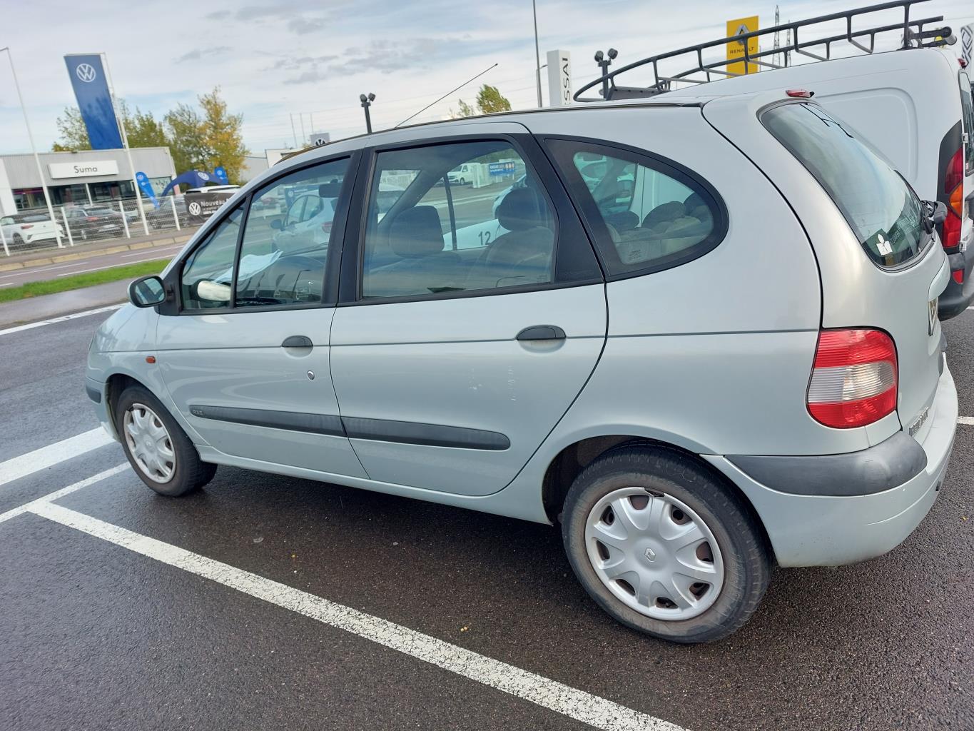 Foto pieza de coche