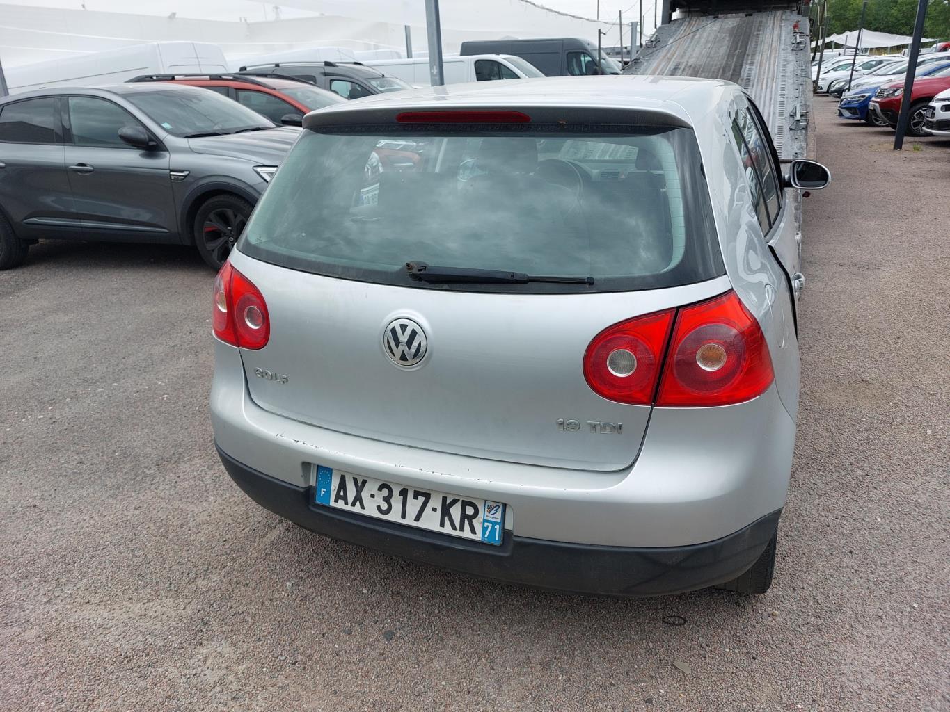 Volkswagen Golf V Serrure de loquet coffre, 22.00 €