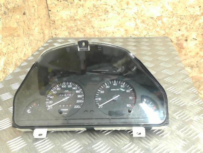 Compteur PEUGEOT 106 PHASE 2 Essence occasion | Opisto