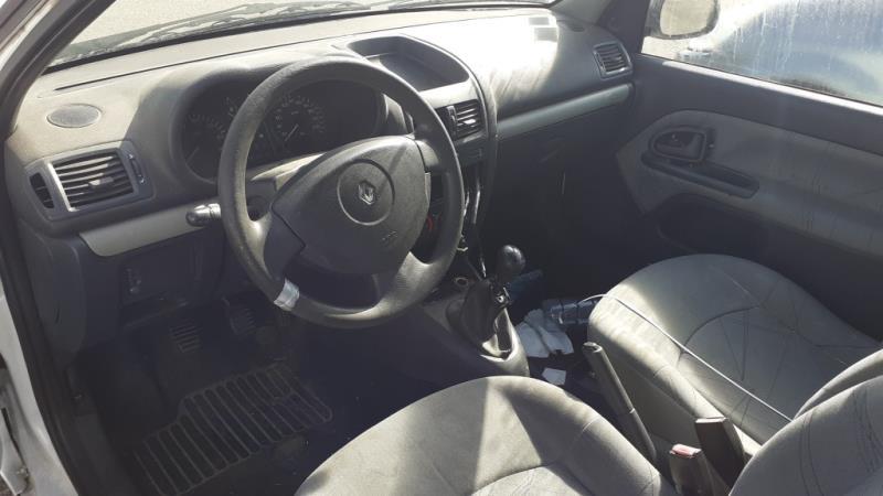 Image RENAULT CLIO 2