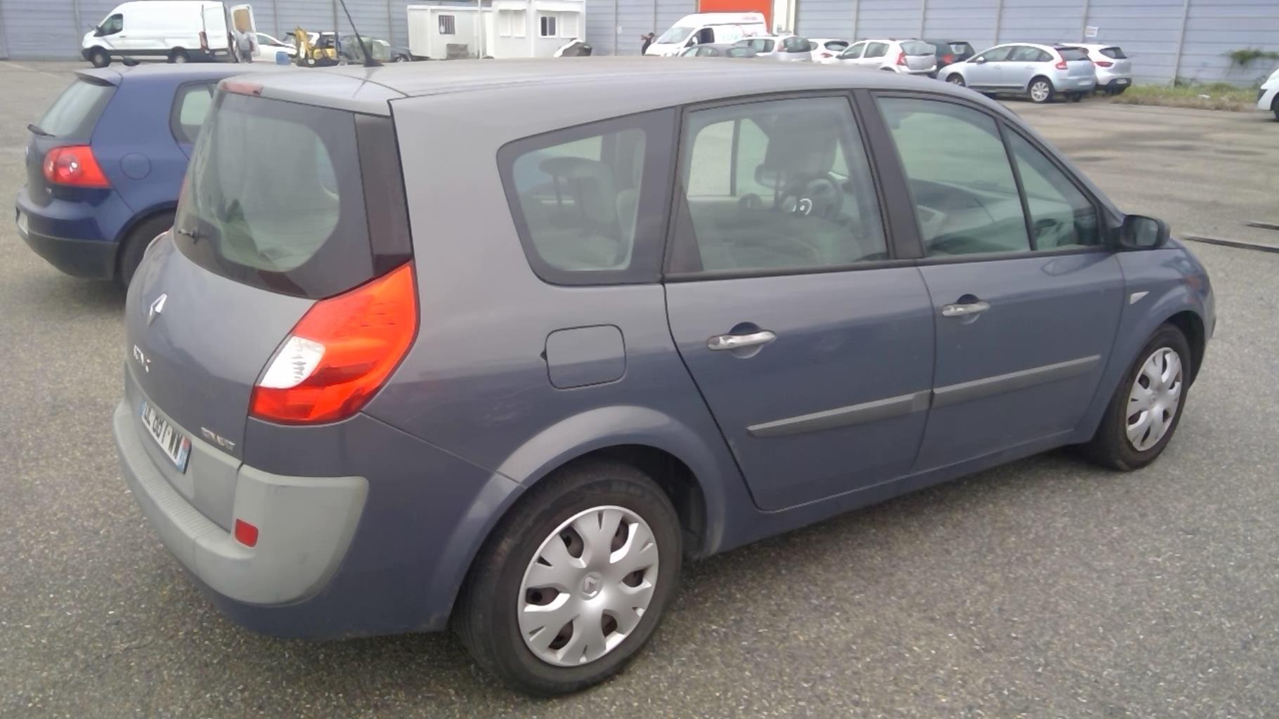 Renault Grand scenic 2 phase 2 d'occasion à la vente | Alberdi