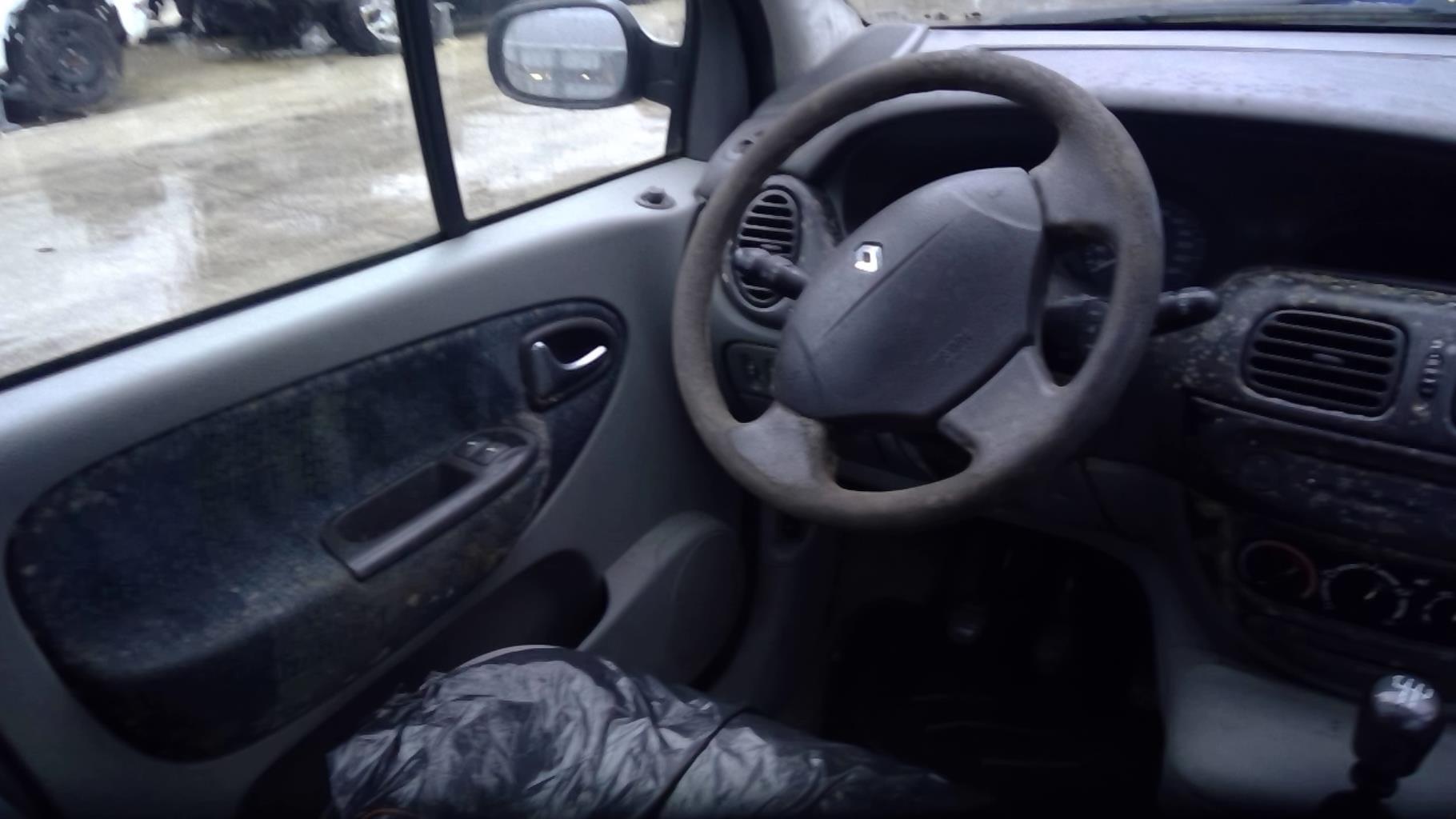 Image RENAULT SCENIC 1