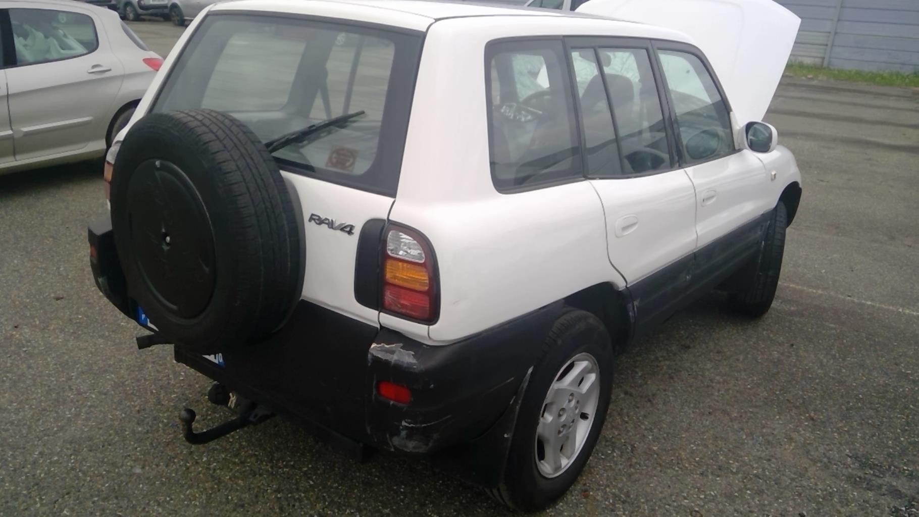 Image TOYOTA RAV4 1