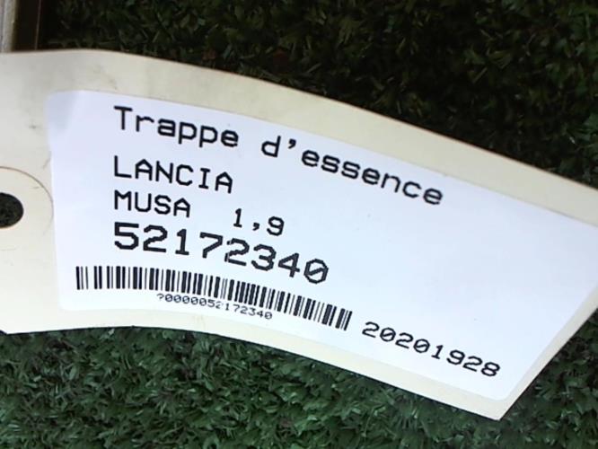Image Trappe d'essence - LANCIA MUSA